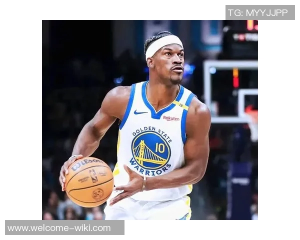 科尔强调关键时刻进攻策略应聚焦库里与巴特勒并创造空间